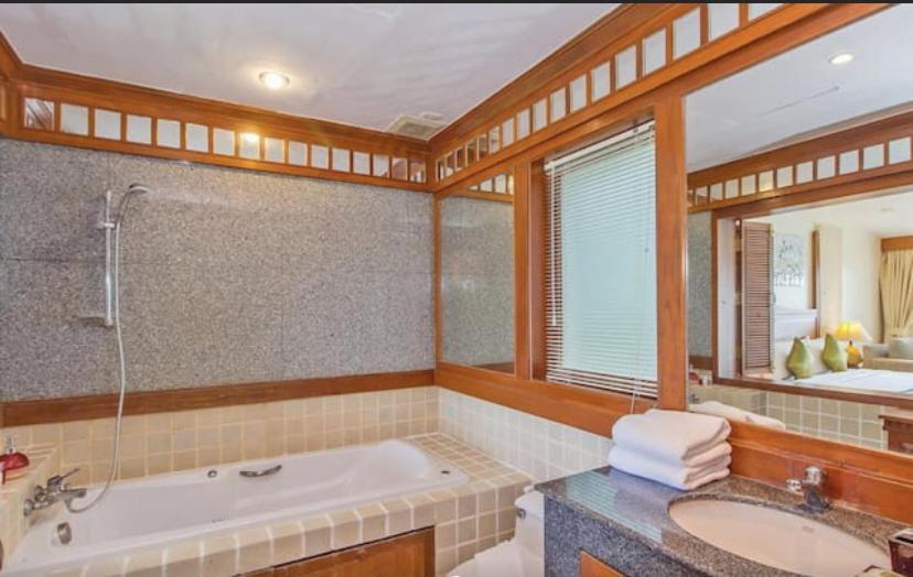 Goodwill Beach House Patong 외부 사진